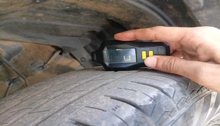 2022 Maruti Grand Vitara ALPHA SMART HYBRID ALLGRIP, Petrol, Manual, 64,335 km, tyre