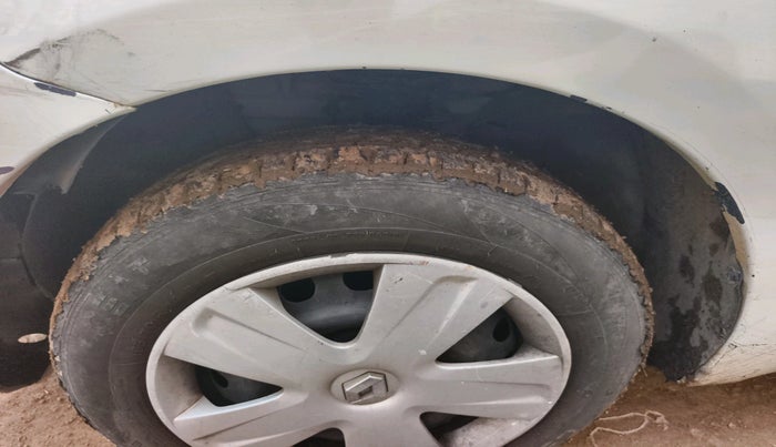 2014 Renault Pulse RXL DIESEL, Diesel, Manual, 1,18,062 km, tyre