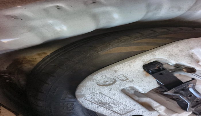 2014 Renault Pulse RXL DIESEL, Diesel, Manual, 1,18,062 km, tyre