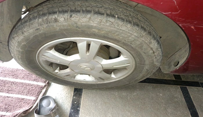 2010 Hyundai i20 ASTA 1.4 CRDI, Diesel, Manual, 1,01,464 km, tyre