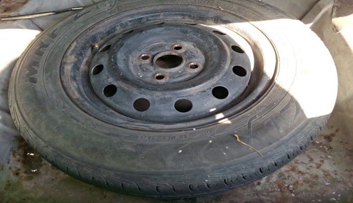 2008 Maruti Swift Dzire VDI, Diesel, Manual, 1,22,780 km, tyre