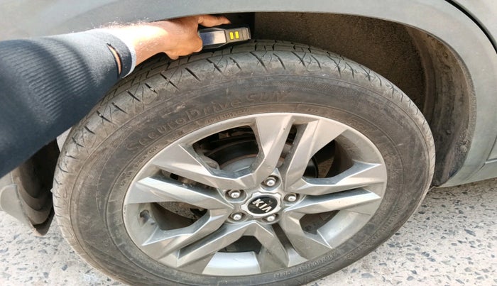 2020 KIA SELTOS HTX 1.5 PETROL, Petrol, Manual, 65,681 km, tyre