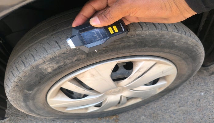 2019 Honda Amaze 1.2L I-VTEC S, Petrol, Manual, 33,875 km, tyre