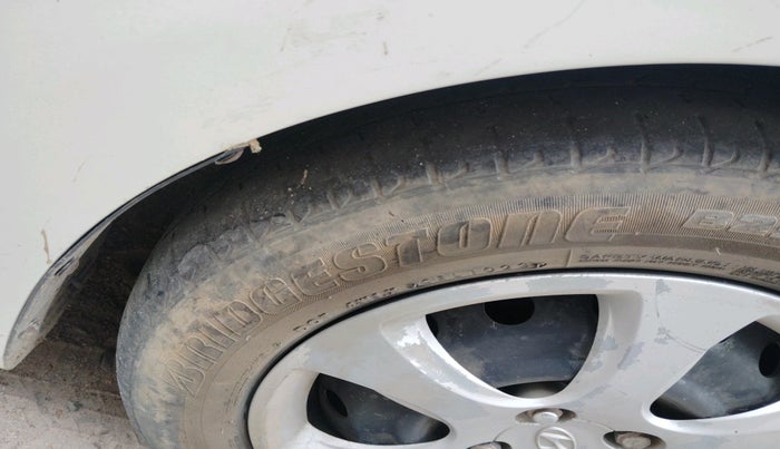 2012 Hyundai Verna FLUIDIC 1.6 CRDI EX, Diesel, Manual, 2,08,167 km, tyre