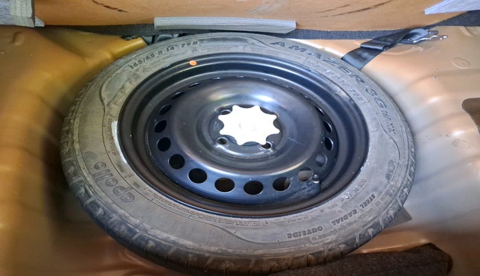 2016 Hyundai Grand i10 ASTA (O) AT 1.2 KAPPA VTVT, Petrol, Automatic, 41,428 km, tyre