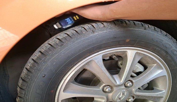 2016 Hyundai Grand i10 ASTA (O) AT 1.2 KAPPA VTVT, Petrol, Automatic, 41,428 km, tyre