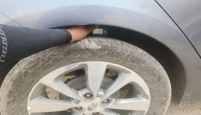 2017 Hyundai Elite i20 ASTA 1.4 CRDI (O), Diesel, Manual, 1,12,706 km, tyre