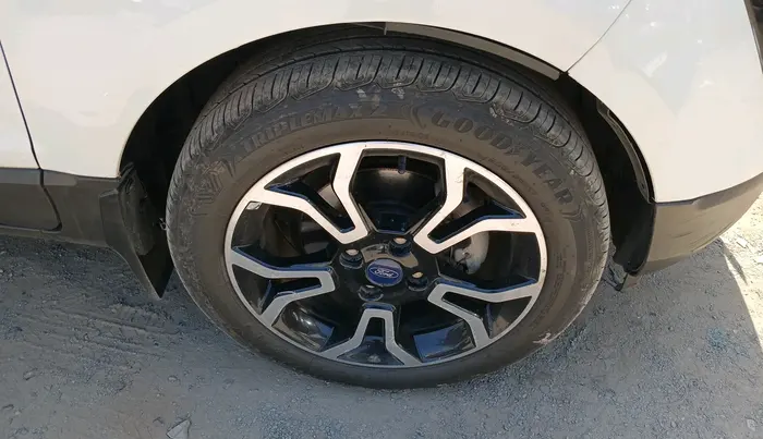 2019 Ford Ecosport TITANIUM + 1.5L PETROL, Petrol, Manual, 68,483 km, tyre