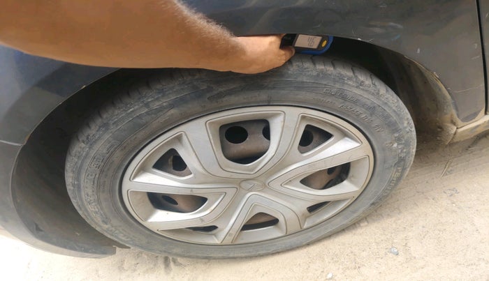 2020 Tata ALTROZ XT PETROL, Petrol, Manual, 69,936 km, tyre