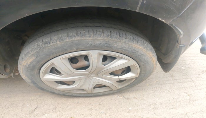 2020 Tata ALTROZ XT PETROL, Petrol, Manual, 69,936 km, tyre