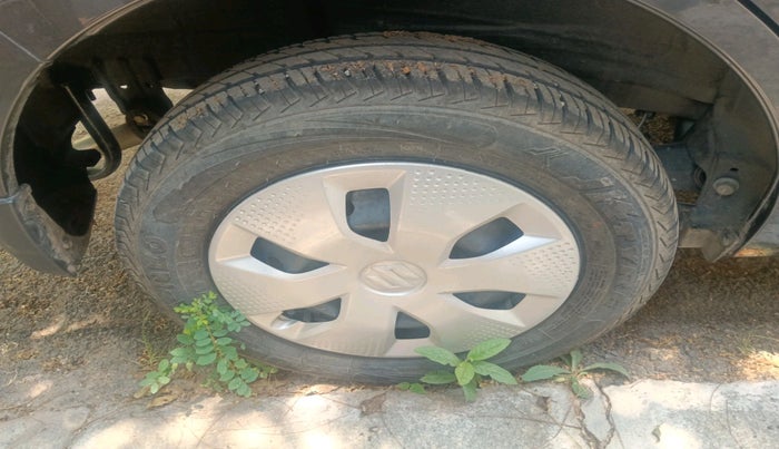 2023 Maruti Alto K10 VXI PLUS, Petrol, Manual, 13,244 km, tyre