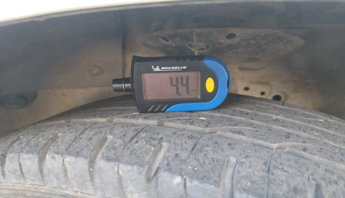 2014 Honda Amaze 1.2L I-VTEC E, Petrol, Manual, 1,44,113 km, tyre