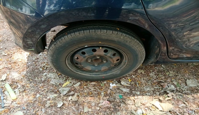 2018 Maruti Swift VDI, Diesel, Manual, 2,76,226 km, tyre