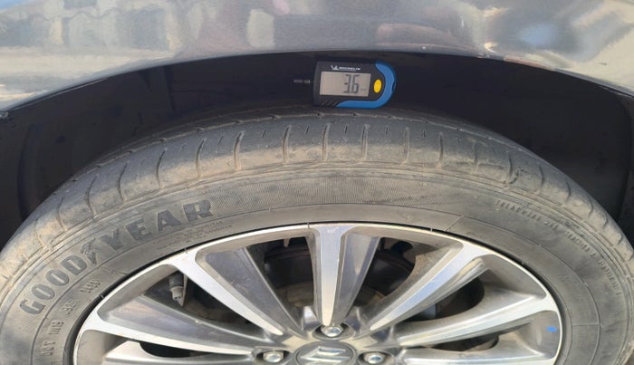 2023 Maruti Ciaz ALPHA  AT 1.5 SHVS PETROL, Petrol, Automatic, 40,526 km, tyre