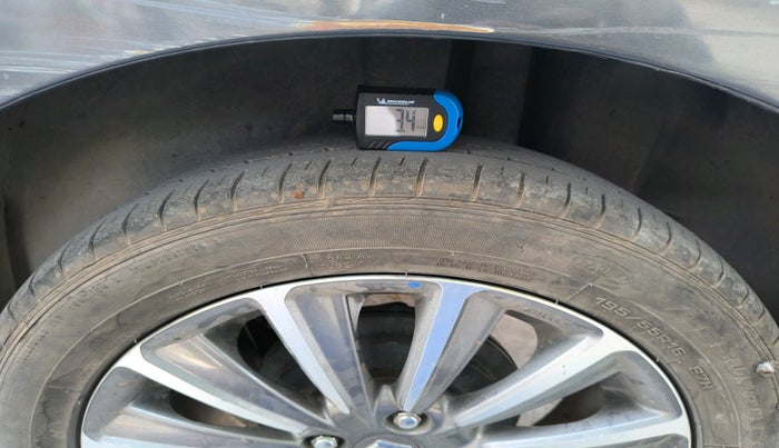 2023 Maruti Ciaz ALPHA  AT 1.5 SHVS PETROL, Petrol, Automatic, 40,526 km, tyre