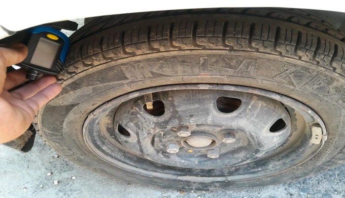 2012 Maruti Alto K10 VXI, Petrol, Manual, 1,77,876 km, tyre