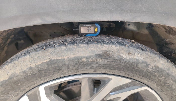 2024 Hyundai Creta E 1.5 DIESEL, Diesel, Manual, 44,229 km, tyre