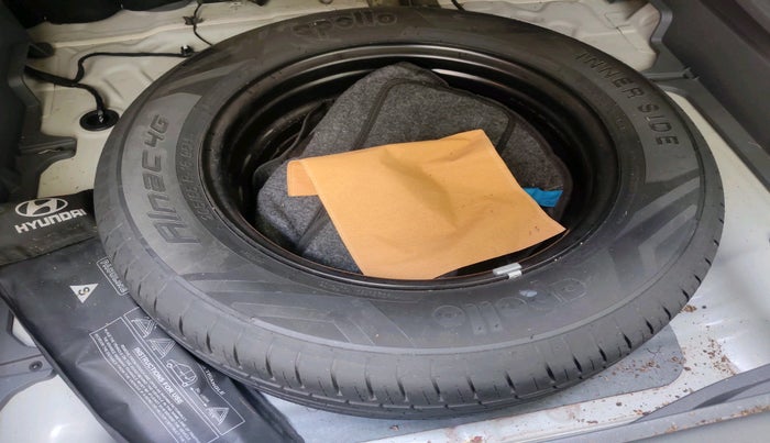 2024 Hyundai Creta E 1.5 DIESEL, Diesel, Manual, 44,229 km, tyre