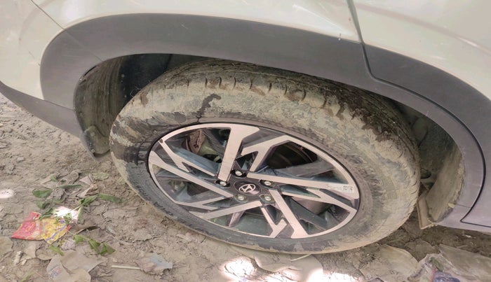 2024 Hyundai Creta E 1.5 DIESEL, Diesel, Manual, 44,229 km, tyre