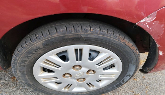 2011 Hyundai Santro Xing GLS, Petrol, Manual, 98,519 km, tyre