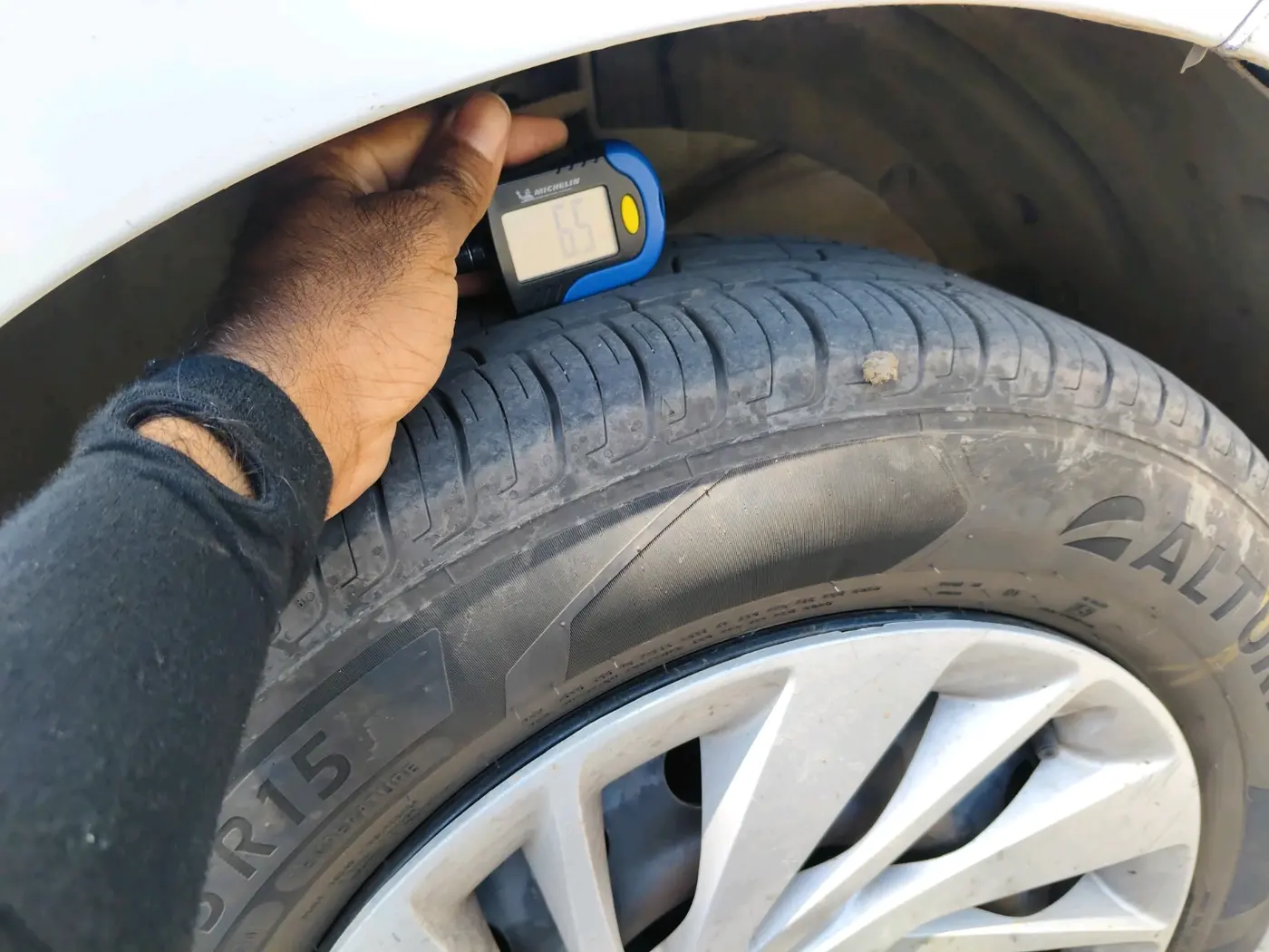 2021 Maruti Ertiga VXI CNG, CNG, Manual, 1,93,811 km, tyre