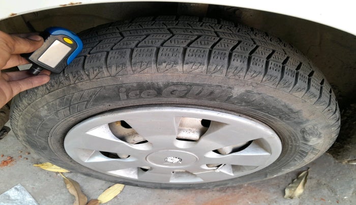 2014 Maruti Wagon R 1.0 LXI, CNG, Manual, 93,954 km, tyre