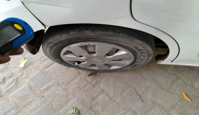 2014 Maruti Wagon R 1.0 LXI, CNG, Manual, 93,954 km, tyre