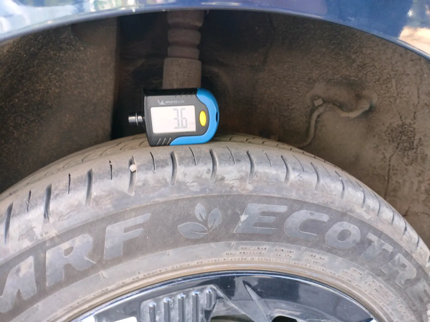 2025 Tata ALTROZ Accomplished Plus S Petrol 6DCT, Petrol, Automatic, 16,933 km, tyre
