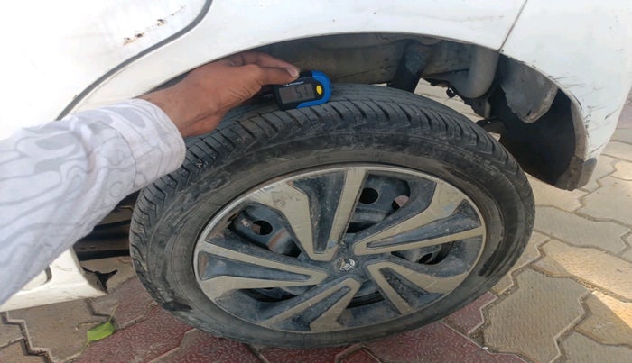 2011 Maruti Wagon R 1.0 VXI, Petrol, Manual, 79,949 km, tyre