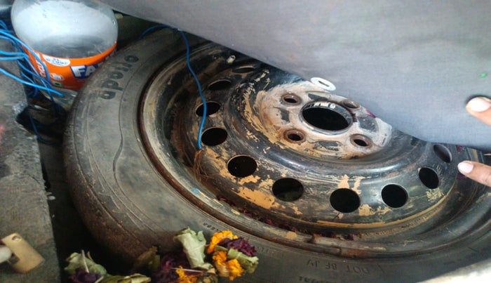 2011 Maruti Wagon R 1.0 VXI, Petrol, Manual, 79,949 km, tyre