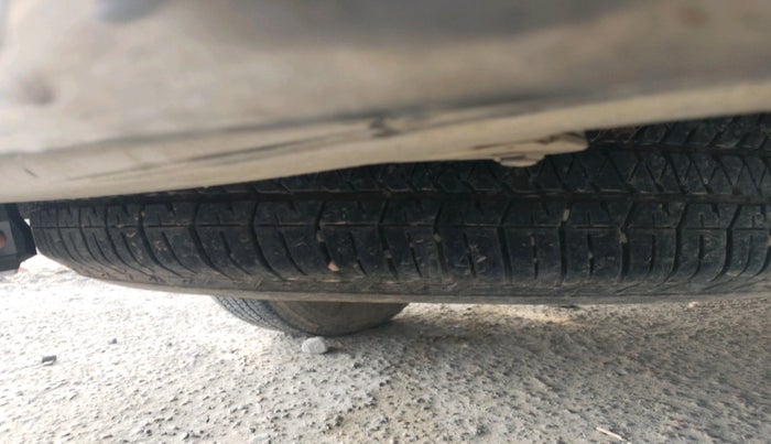 2017 Mahindra Scorpio S6 PLUS, Diesel, Manual, 1,18,986 km, tyre