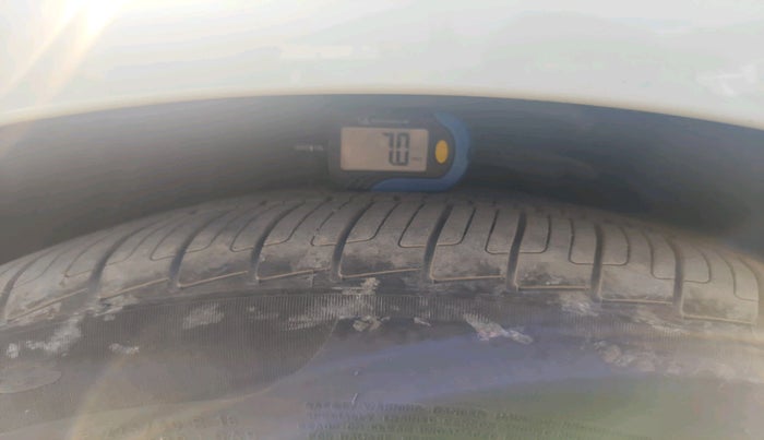 2016 BMW 3 Series  GT 320d Luxury Line, Diesel, Automatic, 57,278 km, tyre