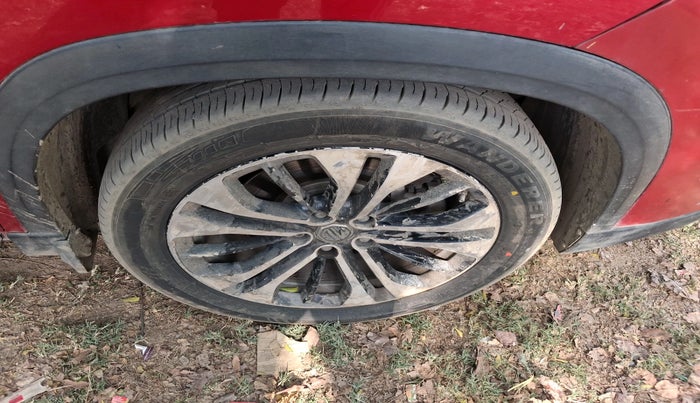 2021 MG HECTOR SHARP 2.0 DIESEL, Diesel, Manual, 86,352 km, tyre