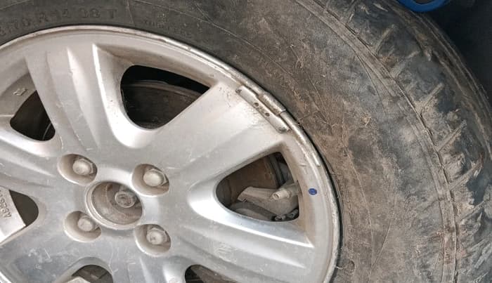 2011 Maruti Swift Dzire ZXI, Petrol, Manual, 1,09,053 km, tyre
