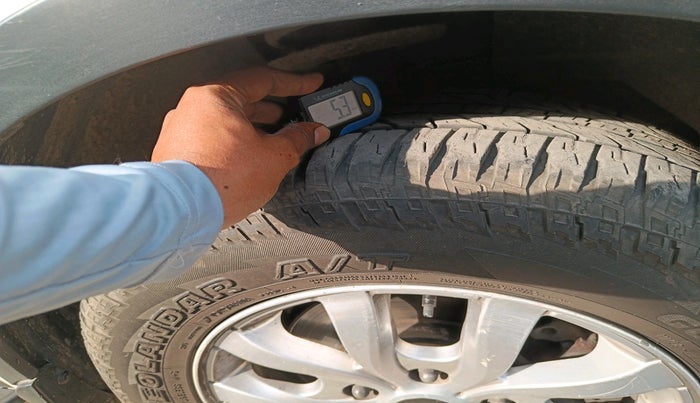 2018 Mahindra XUV500 W9, Diesel, Manual, 1,12,028 km, tyre