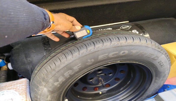 2024 Maruti Swift VXi (O) AMT, CNG, Automatic, 10,933 km, tyre