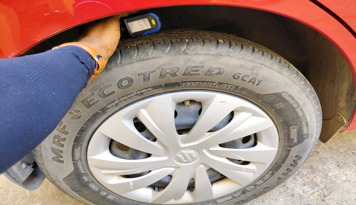 2024 Maruti Swift VXi (O) AMT, CNG, Automatic, 10,933 km, tyre