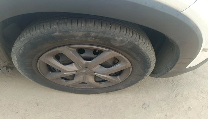 2022 CITROEN C3 FEEL 1.2, Petrol, Manual, 36,352 km, tyre