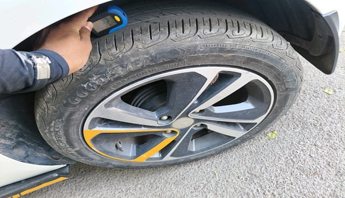 2023 Tata ALTROZ XZ PLUS DIESEL, Diesel, Manual, 28,096 km, tyre