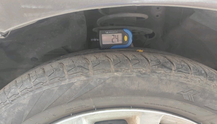 2021 Maruti Swift VXI, Petrol, Manual, 77,480 km, tyre