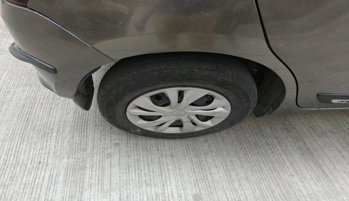 2021 Maruti Swift VXI, Petrol, Manual, 77,480 km, tyre