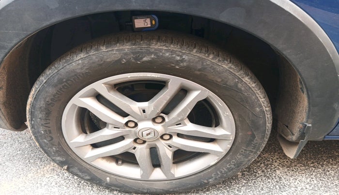 2020 Renault TRIBER RXZ AMT, Petrol, Automatic, 67,745 km, tyre