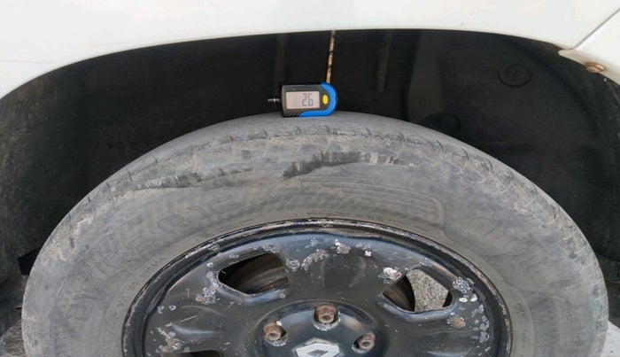 2015 Renault Duster 85 PS RXL DIESEL, Diesel, Manual, 1,03,673 km, tyre