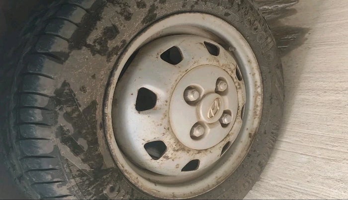 2004 Hyundai Santro Xing XP, Petrol, Manual, 87,938 km, tyre