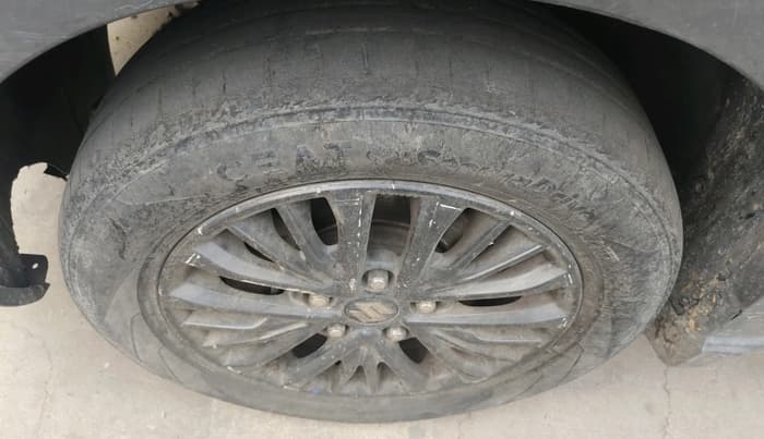 2021 Maruti XL6 ALPHA MT, Petrol, Manual, 1,54,457 km, tyre