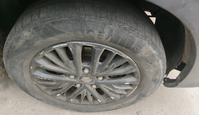 2021 Maruti XL6 ALPHA MT, Petrol, Manual, 1,54,457 km, tyre