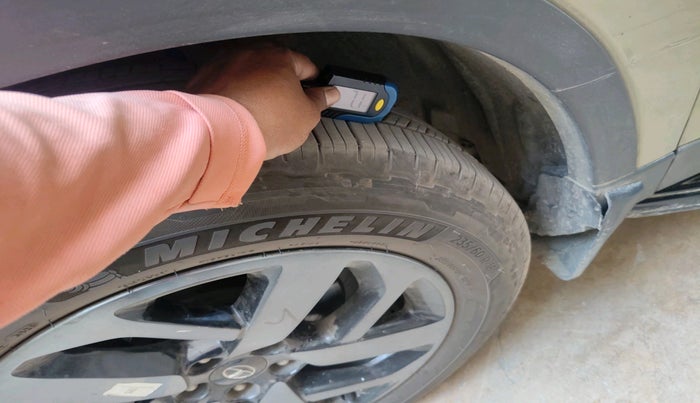 2022 Tata Safari XZ PLUS KAZIRANGA, Diesel, Manual, 66,842 km, tyre