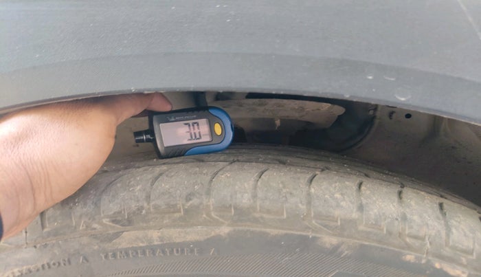 2017 Hyundai Creta SX PLUS AT 1.6 DIESEL, Diesel, Automatic, 1,67,090 km, tyre