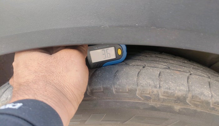 2017 Hyundai Creta SX PLUS AT 1.6 DIESEL, Diesel, Automatic, 1,67,090 km, tyre