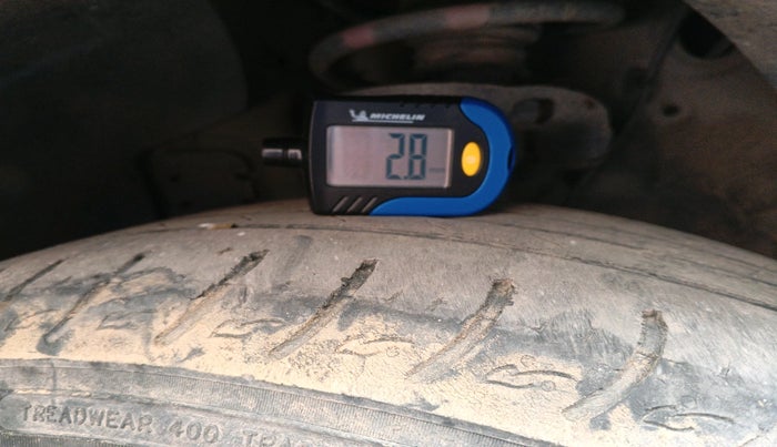 2022 KIA CARENS PRESTIGE PLUS 1.5 DIESEL 7 STR, Diesel, Manual, 1,08,783 km, tyre